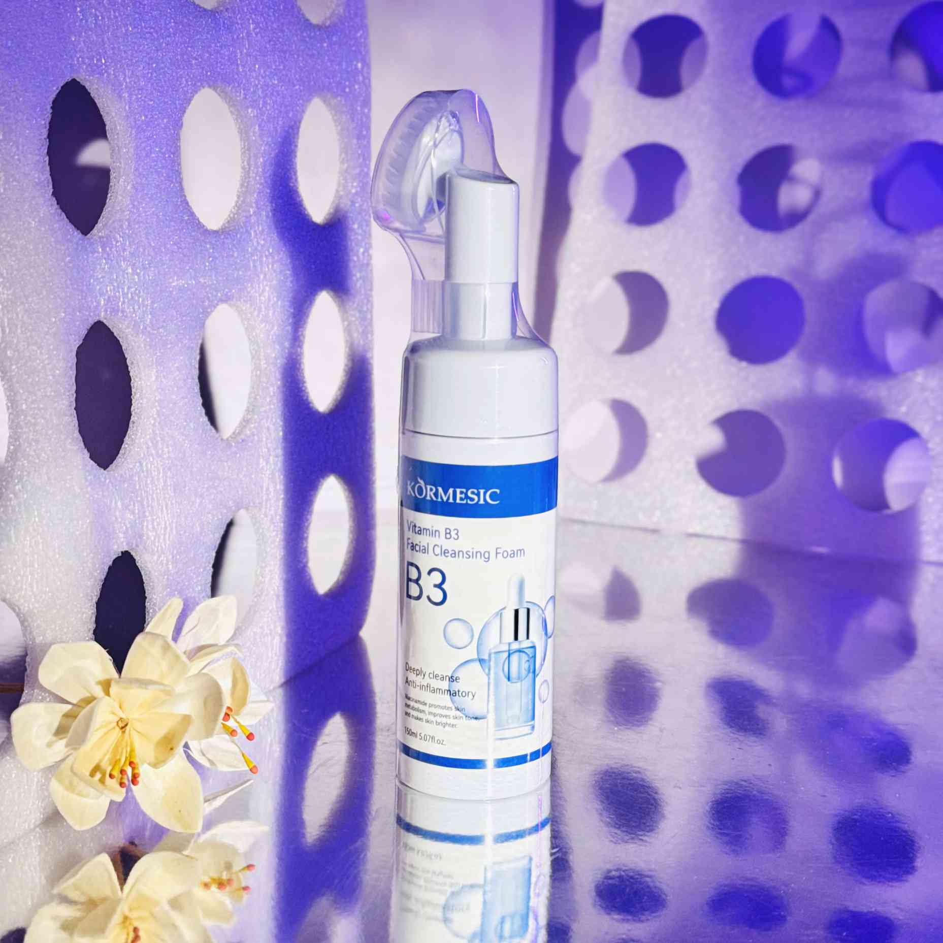 Vitamin B3 Facial Cleansing Foam