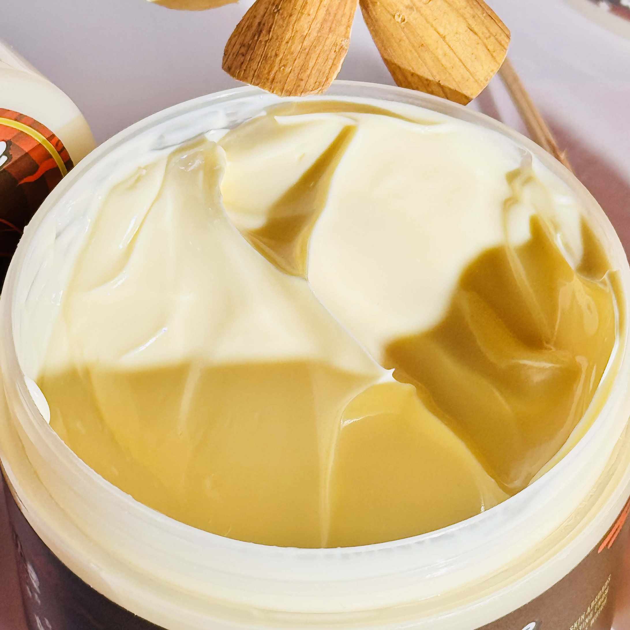 Glow Industry Sakura White Japan Collagen Body Cream