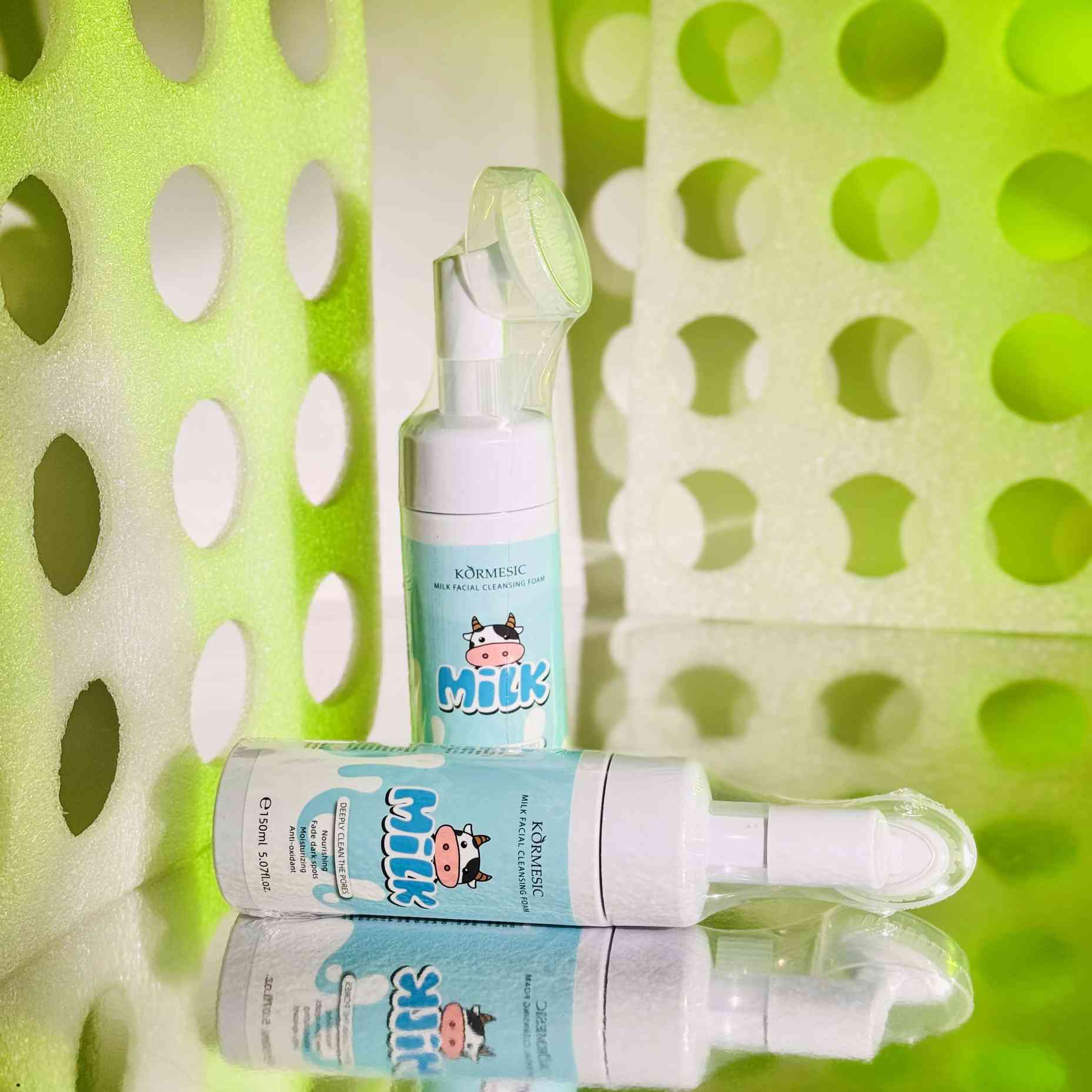 Milk facial Cleansing Foam
