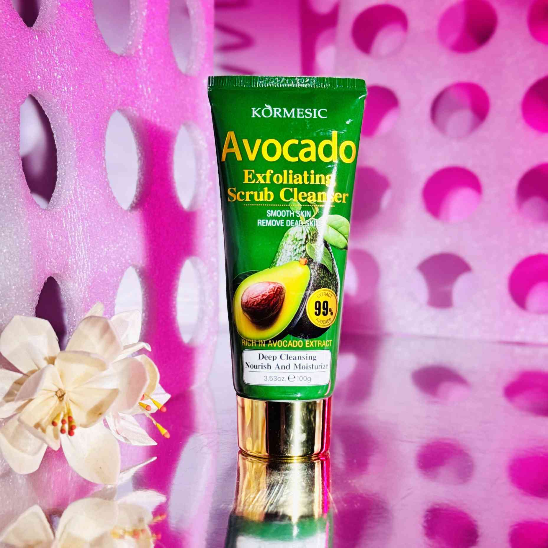 Avocado Exfoliating Scrub Cleanser