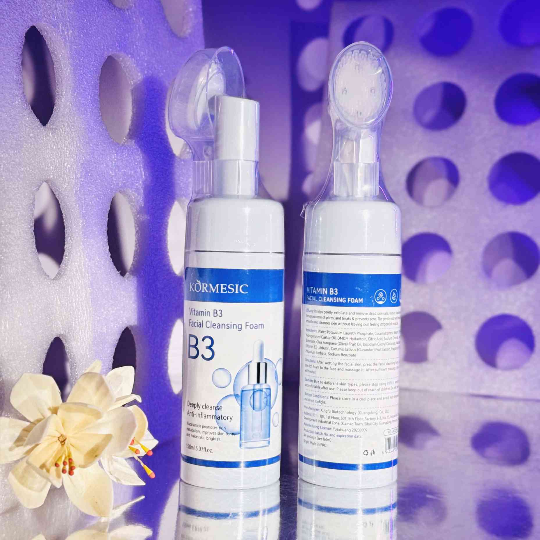 Vitamin B3 Facial Cleansing Foam