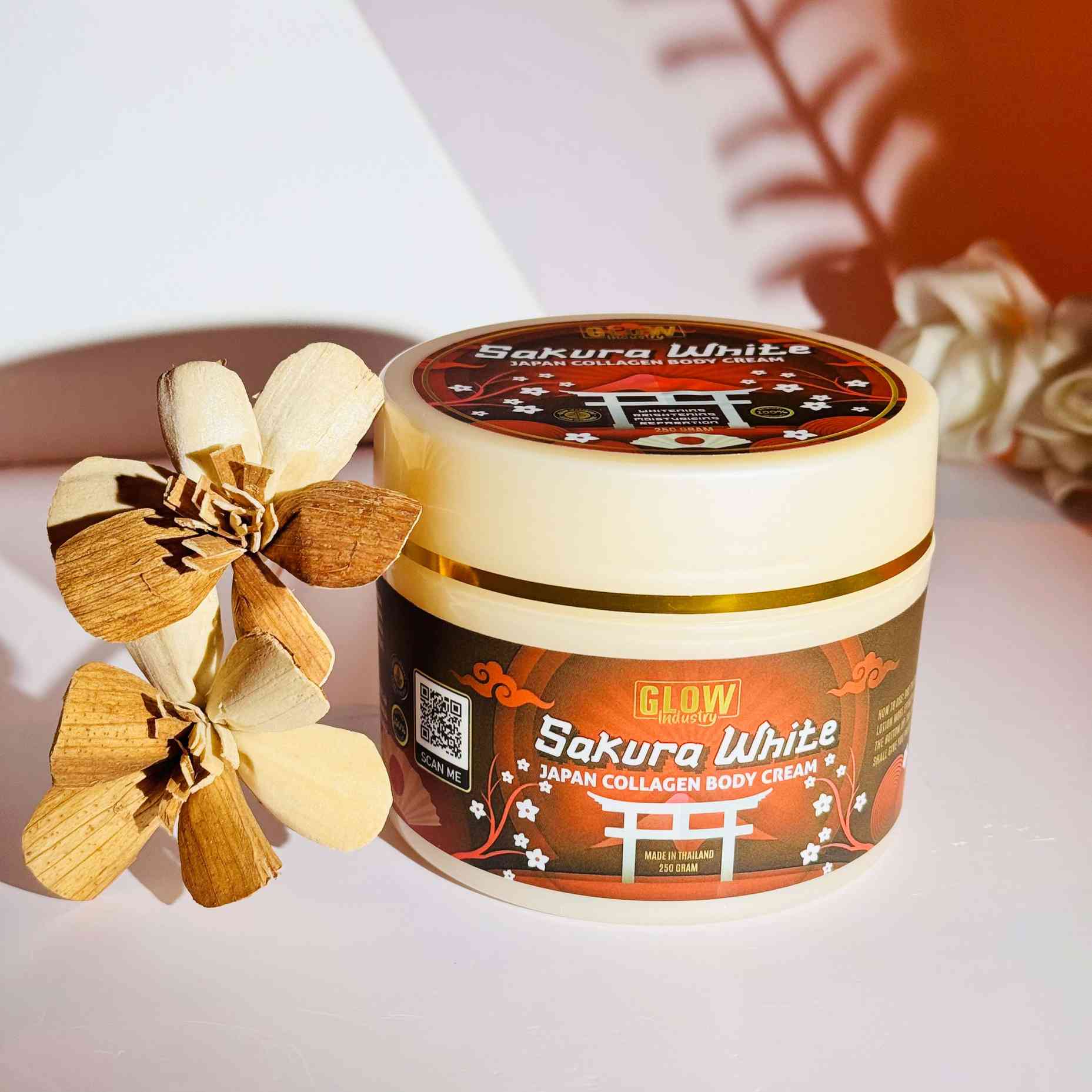Glow Industry Sakura White Japan Collagen Body Cream
