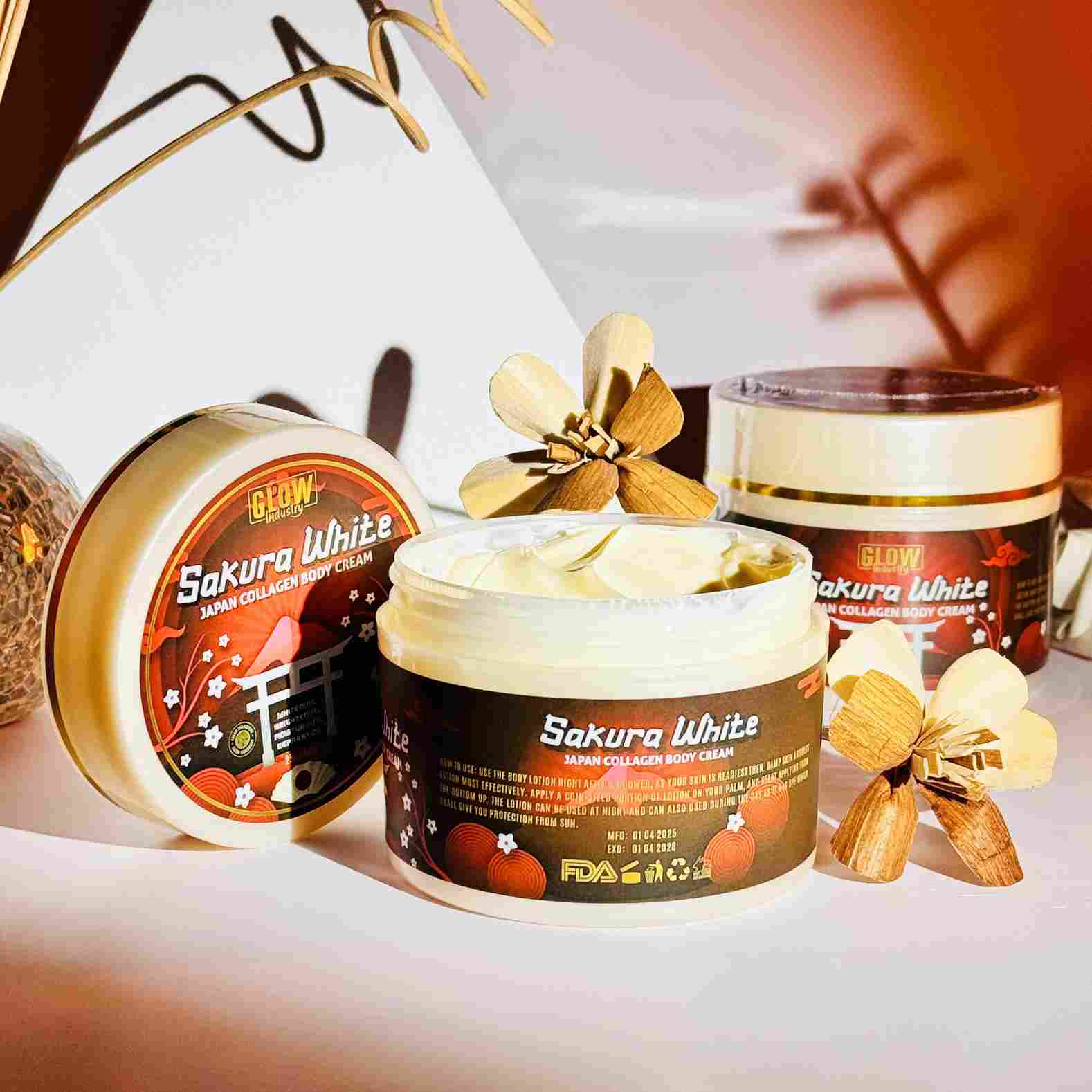 Glow Industry Sakura White Japan Collagen Body Cream