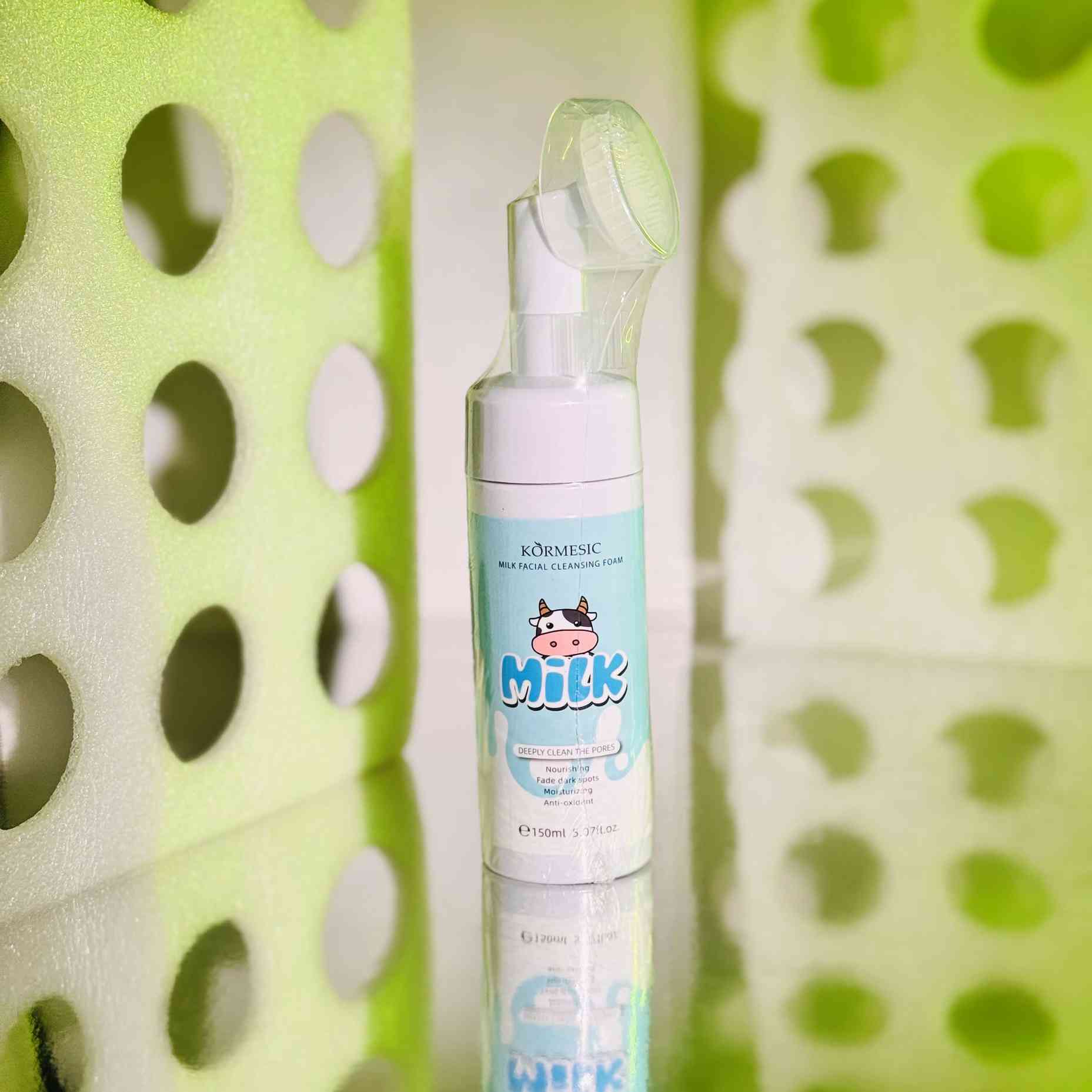 Milk facial Cleansing Foam